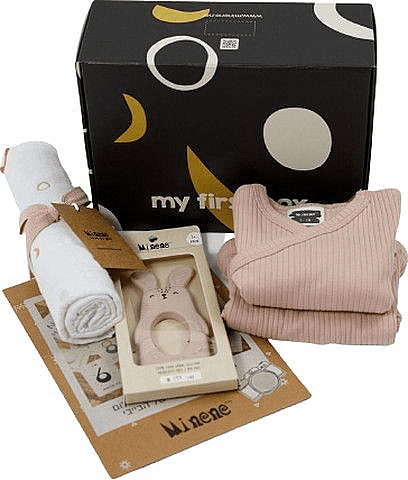 מארז מתנה מיננה ליולדת גודל 1 בצבע ורוד בהיר